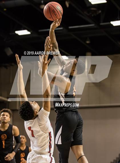 Thumbnail 1 in Marion vs. Hall (AAA 5A Final) photogallery.