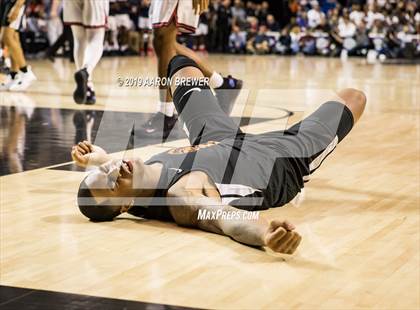 Thumbnail 3 in Marion vs. Hall (AAA 5A Final) photogallery.