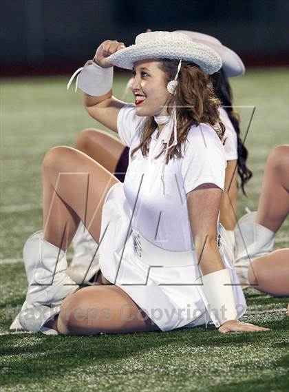 Thumbnail 1 in Ennis vs Lindale (UIL 4A Bi-District Playoff) photogallery.