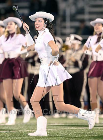 Thumbnail 1 in Ennis vs Lindale (UIL 4A Bi-District Playoff) photogallery.