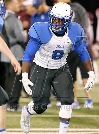 Thumbnail 1 in Ennis vs Lindale (UIL 4A Bi-District Playoff) photogallery.