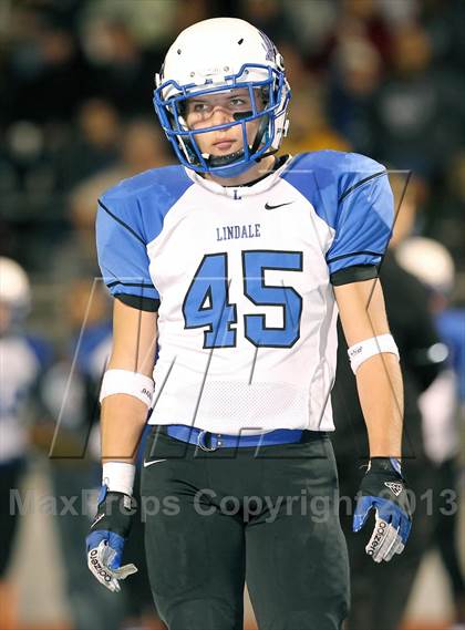 Thumbnail 1 in Ennis vs Lindale (UIL 4A Bi-District Playoff) photogallery.