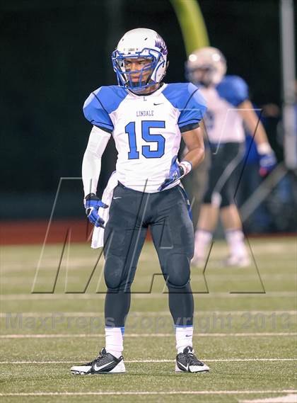 Thumbnail 1 in Ennis vs Lindale (UIL 4A Bi-District Playoff) photogallery.