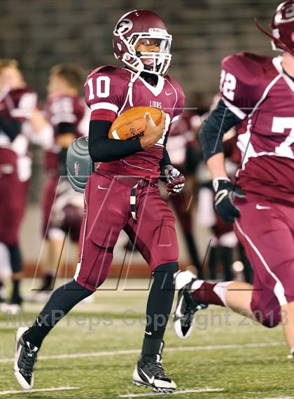 Thumbnail 3 in Ennis vs Lindale (UIL 4A Bi-District Playoff) photogallery.