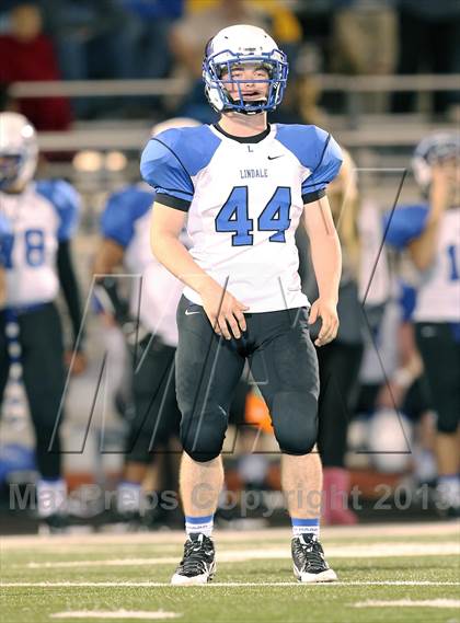 Thumbnail 1 in Ennis vs Lindale (UIL 4A Bi-District Playoff) photogallery.