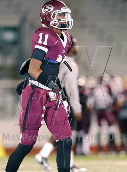 Thumbnail 2 in Ennis vs Lindale (UIL 4A Bi-District Playoff) photogallery.