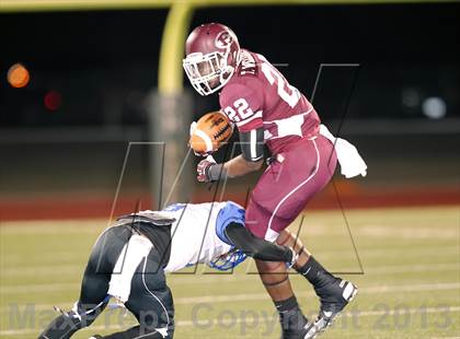Thumbnail 3 in Ennis vs Lindale (UIL 4A Bi-District Playoff) photogallery.