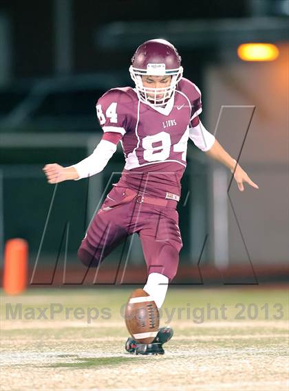 Thumbnail 3 in Ennis vs Lindale (UIL 4A Bi-District Playoff) photogallery.