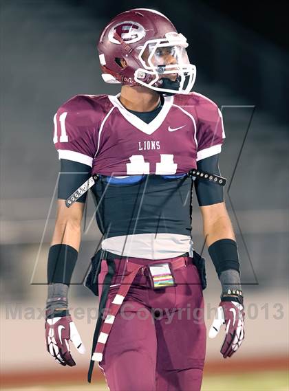 Thumbnail 1 in Ennis vs Lindale (UIL 4A Bi-District Playoff) photogallery.