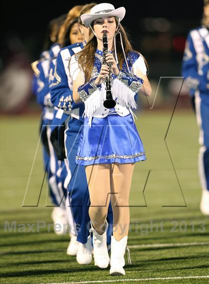 Thumbnail 3 in Ennis vs Lindale (UIL 4A Bi-District Playoff) photogallery.