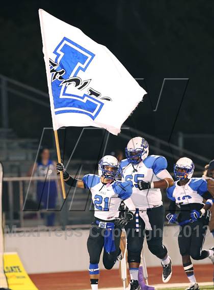 Thumbnail 2 in Ennis vs Lindale (UIL 4A Bi-District Playoff) photogallery.