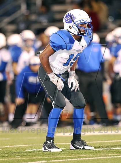 Thumbnail 2 in Ennis vs Lindale (UIL 4A Bi-District Playoff) photogallery.