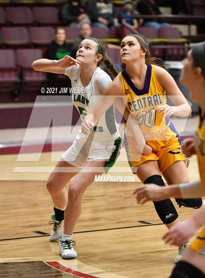Thumbnail 2 in Central Sallisaw vs Gore (OSSAA 2A Regional Playoff) photogallery.