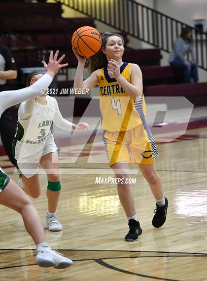 Thumbnail 1 in Central Sallisaw vs Gore (OSSAA 2A Regional Playoff) photogallery.