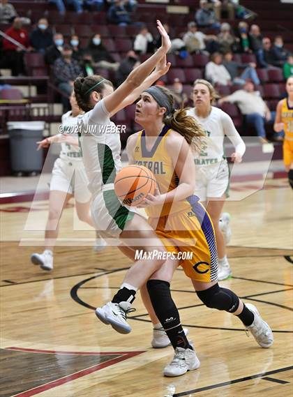 Thumbnail 1 in Central Sallisaw vs Gore (OSSAA 2A Regional Playoff) photogallery.