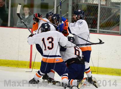 Thumbnail 1 in Housatonic/Northwestern/Wamogo @ Lyman Hall/Haddam-Killingworth photogallery.