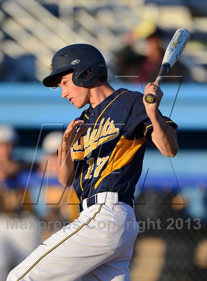 Thumbnail 3 in Williamsville South vs. Sutherland (NYSPHSAA Far West Regional) photogallery.