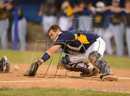 Thumbnail 3 in Williamsville South vs. Sutherland (NYSPHSAA Far West Regional) photogallery.