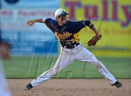 Thumbnail 1 in Williamsville South vs. Sutherland (NYSPHSAA Far West Regional) photogallery.