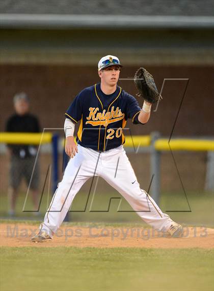 Thumbnail 2 in Williamsville South vs. Sutherland (NYSPHSAA Far West Regional) photogallery.