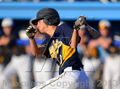 Thumbnail 1 in Williamsville South vs. Sutherland (NYSPHSAA Far West Regional) photogallery.