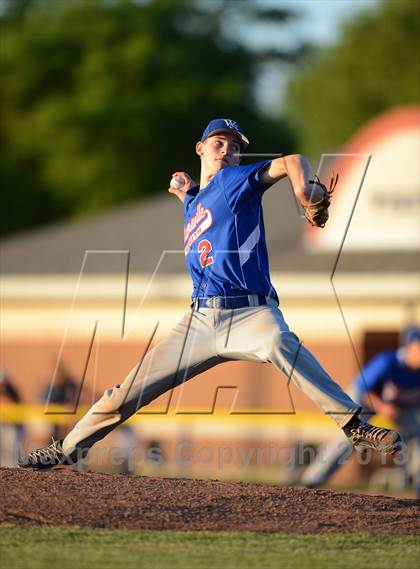 Thumbnail 1 in Williamsville South vs. Sutherland (NYSPHSAA Far West Regional) photogallery.