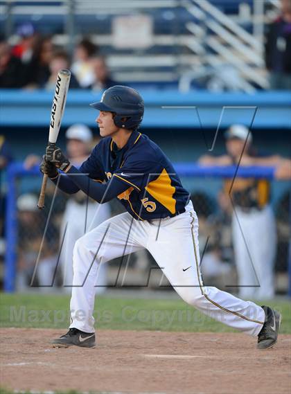 Thumbnail 3 in Williamsville South vs. Sutherland (NYSPHSAA Far West Regional) photogallery.