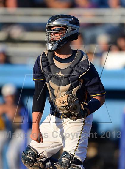 Thumbnail 2 in Williamsville South vs. Sutherland (NYSPHSAA Far West Regional) photogallery.