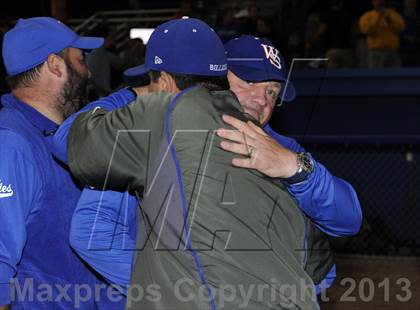 Thumbnail 1 in Williamsville South vs. Sutherland (NYSPHSAA Far West Regional) photogallery.