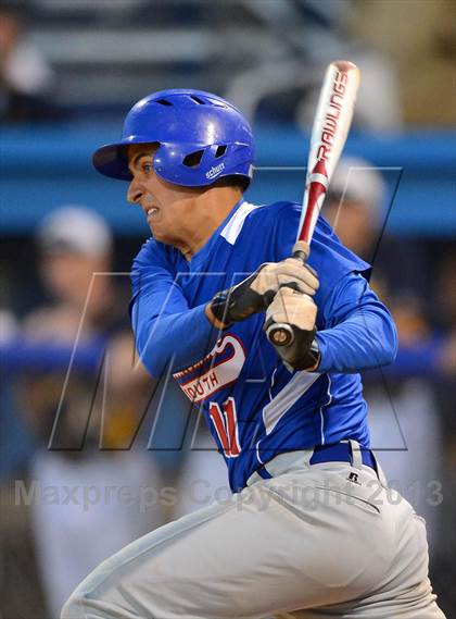 Thumbnail 3 in Williamsville South vs. Sutherland (NYSPHSAA Far West Regional) photogallery.