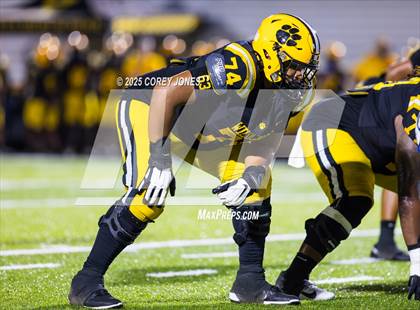 Thumbnail 3 in Jesuit vs Valdosta photogallery.