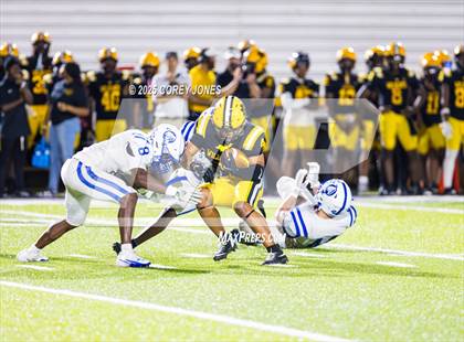 Thumbnail 3 in Jesuit vs Valdosta photogallery.