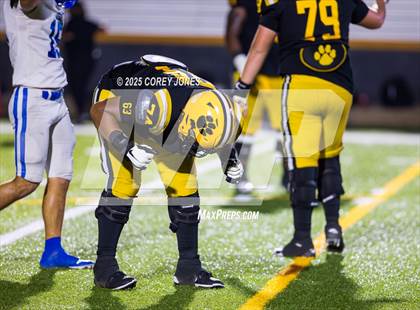 Thumbnail 1 in Jesuit vs Valdosta photogallery.