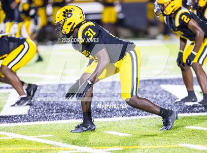 Thumbnail 1 in Jesuit vs Valdosta photogallery.