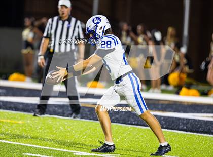 Thumbnail 3 in Jesuit vs Valdosta photogallery.