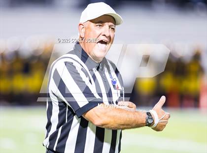 Thumbnail 3 in Jesuit vs Valdosta photogallery.