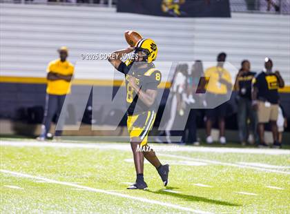 Thumbnail 2 in Jesuit vs Valdosta photogallery.