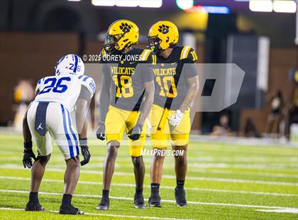 Thumbnail 2 in Jesuit vs Valdosta photogallery.