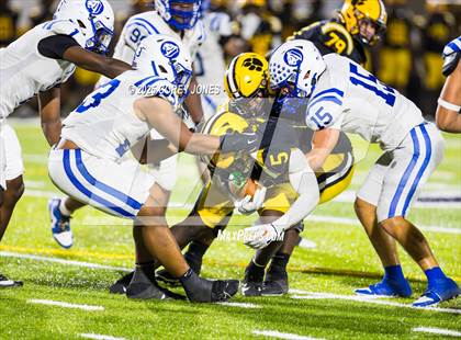 Thumbnail 2 in Jesuit vs Valdosta photogallery.