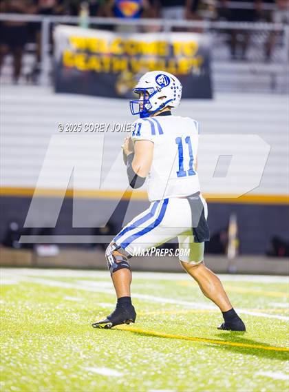 Thumbnail 2 in Jesuit vs Valdosta photogallery.