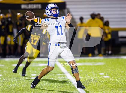Thumbnail 1 in Jesuit vs Valdosta photogallery.