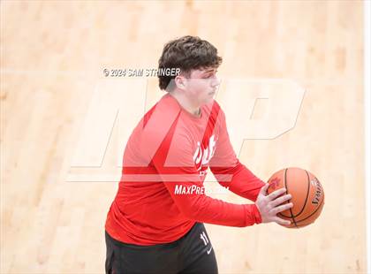 Thumbnail 2 in Madison @ Owyhee (Pro Image Holiday Classic Large Schools) photogallery.