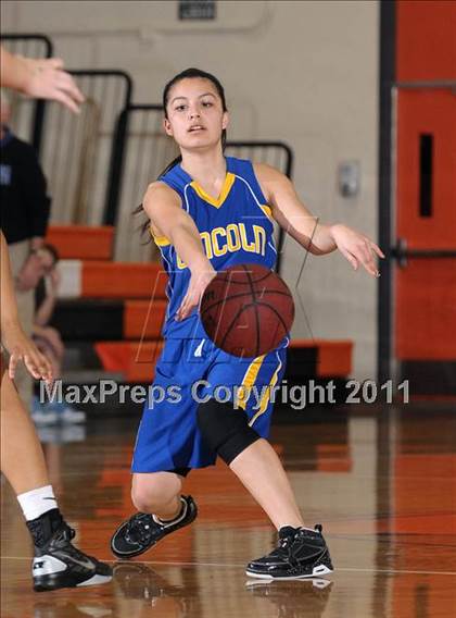 Thumbnail 3 in Lincoln @ Foothill photogallery.