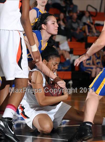 Thumbnail 1 in Lincoln @ Foothill photogallery.