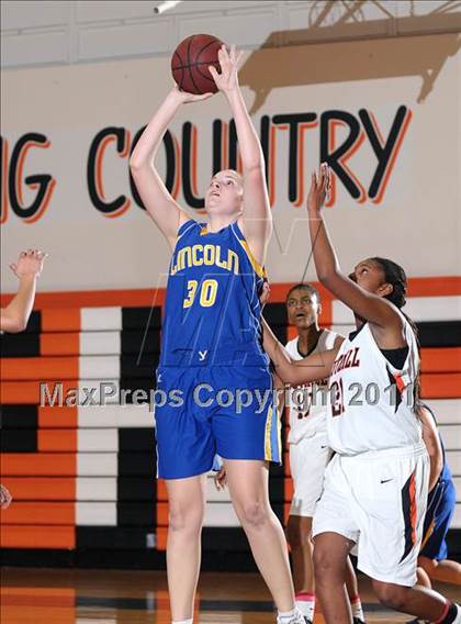 Thumbnail 2 in Lincoln @ Foothill photogallery.