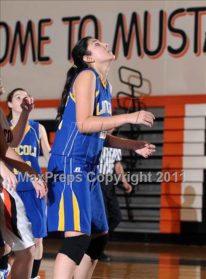 Thumbnail 3 in Lincoln @ Foothill photogallery.
