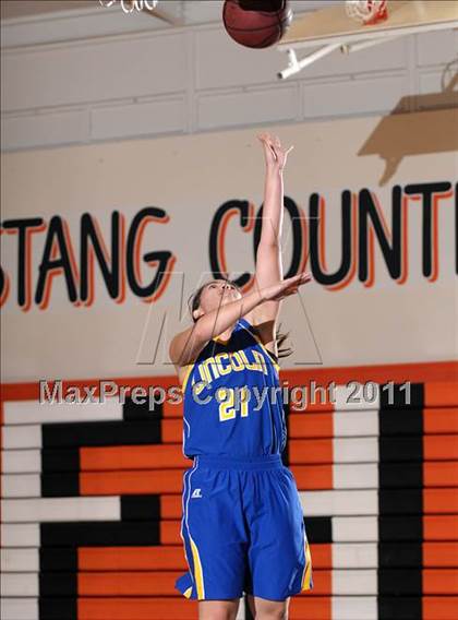 Thumbnail 2 in Lincoln @ Foothill photogallery.