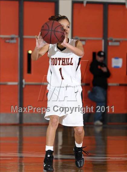 Thumbnail 1 in Lincoln @ Foothill photogallery.