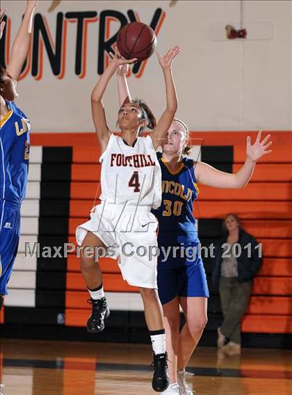 Thumbnail 1 in Lincoln @ Foothill photogallery.
