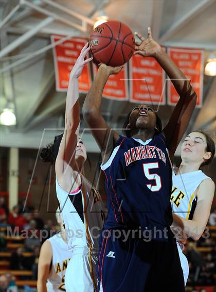 Thumbnail 3 in Andale vs. Manhattan (Mid America Classic) photogallery.